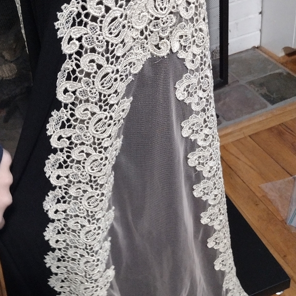 Xscape Crochet Lace Column Gown - Picture 7 of 8
